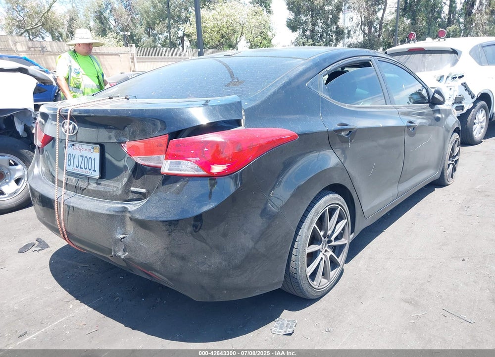 2011 HYUNDAI ELANTRA VIN: KMHDH4AE5BU121786