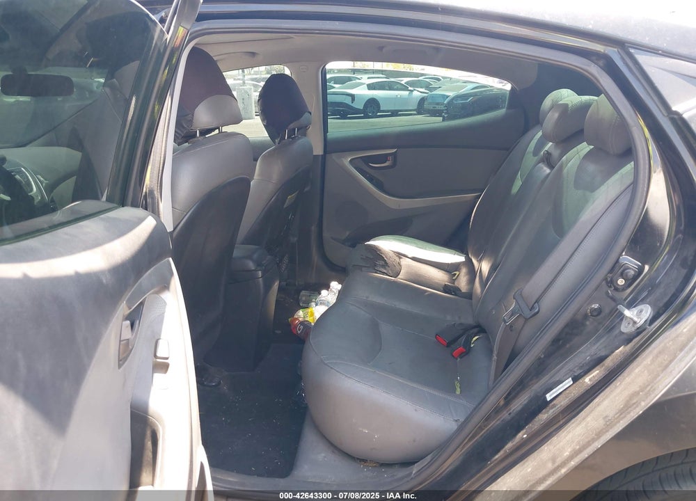 2011 HYUNDAI ELANTRA VIN: KMHDH4AE5BU121786