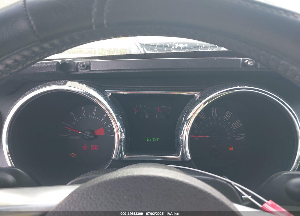 2005 FORD MUSTANG V6 DELUXE/V6 PREMIUM VIN: 1ZVFT80N255140487