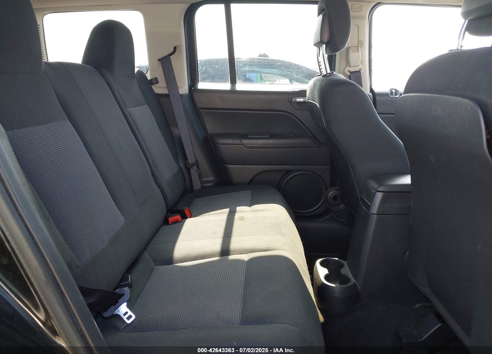 2015 JEEP PATRIOT VIN: 1C4NJPBB7FD328608