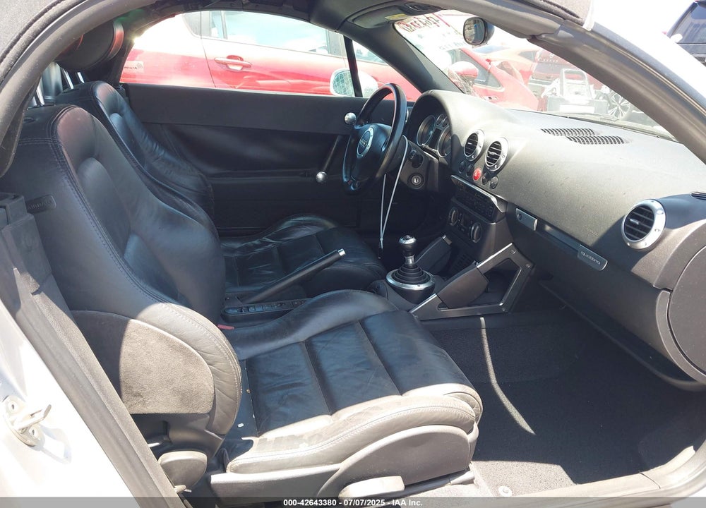 2001 AUDI TT VIN: TRUUT28N711006738