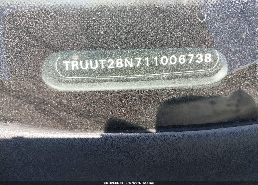 2001 AUDI TT VIN: TRUUT28N711006738