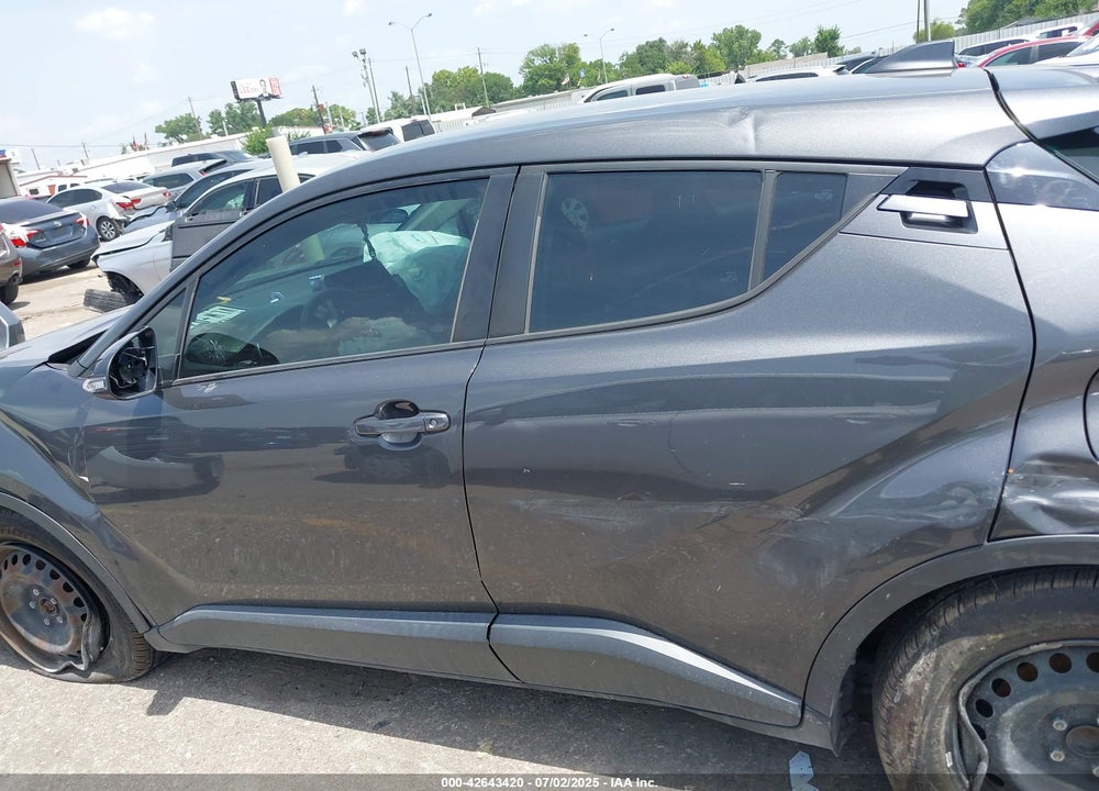 2021 TOYOTA C-HR VIN: NMTKHMBXXMR128637