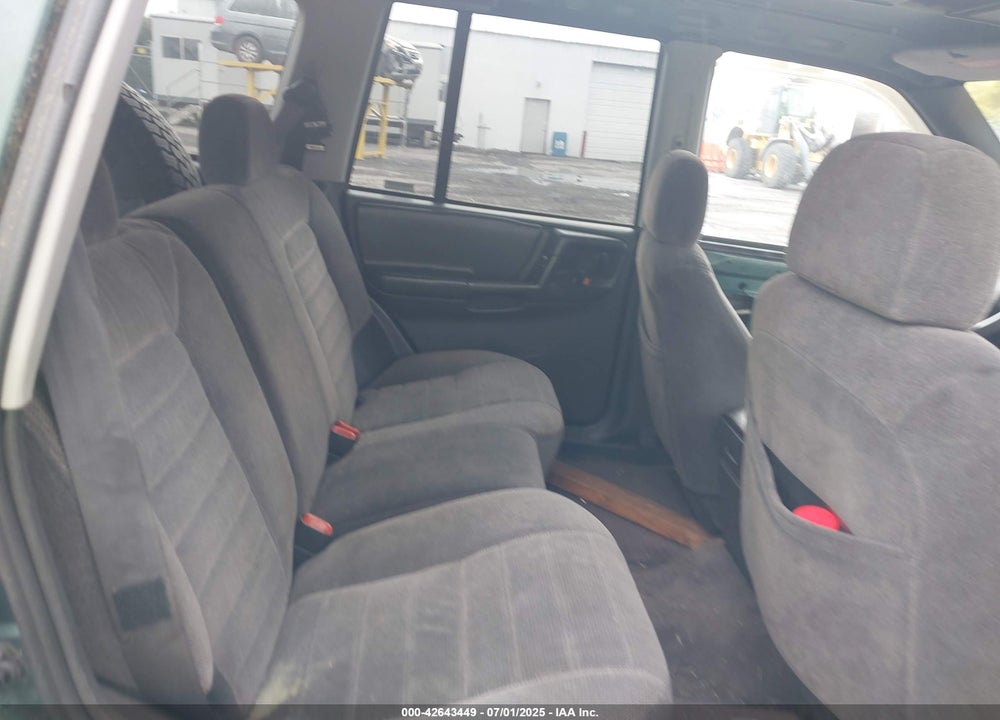 1996 JEEP GRAND CHEROKEE LAREDO VIN: 1J4EZ58Y7TC128302