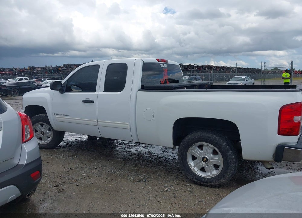 2009 CHEVROLET SILVERADO 1500 VIN: 2GCEK29J891122484
