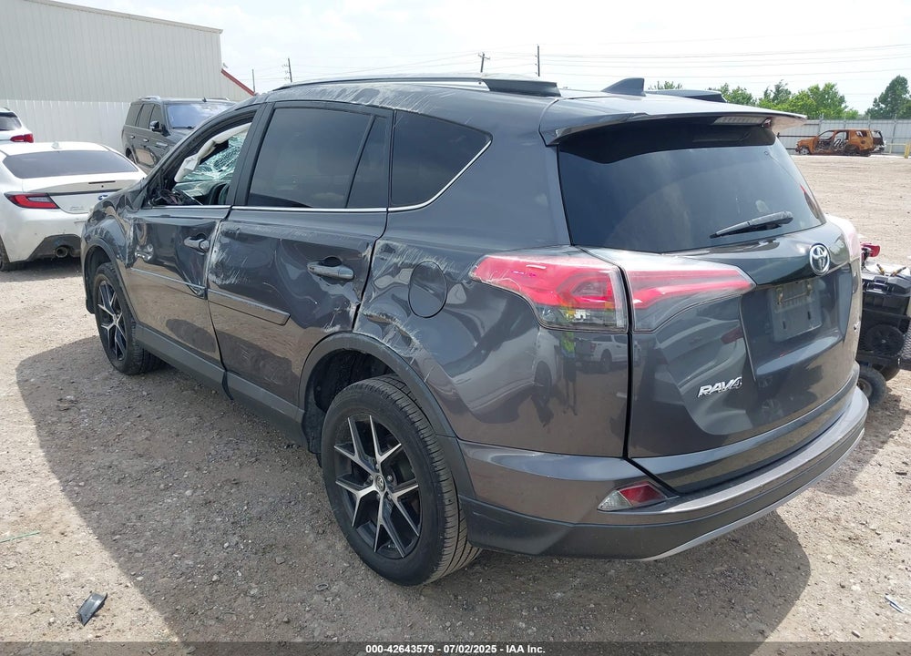 2017 TOYOTA RAV4 SE VIN: 2T3NFREVXHW359232