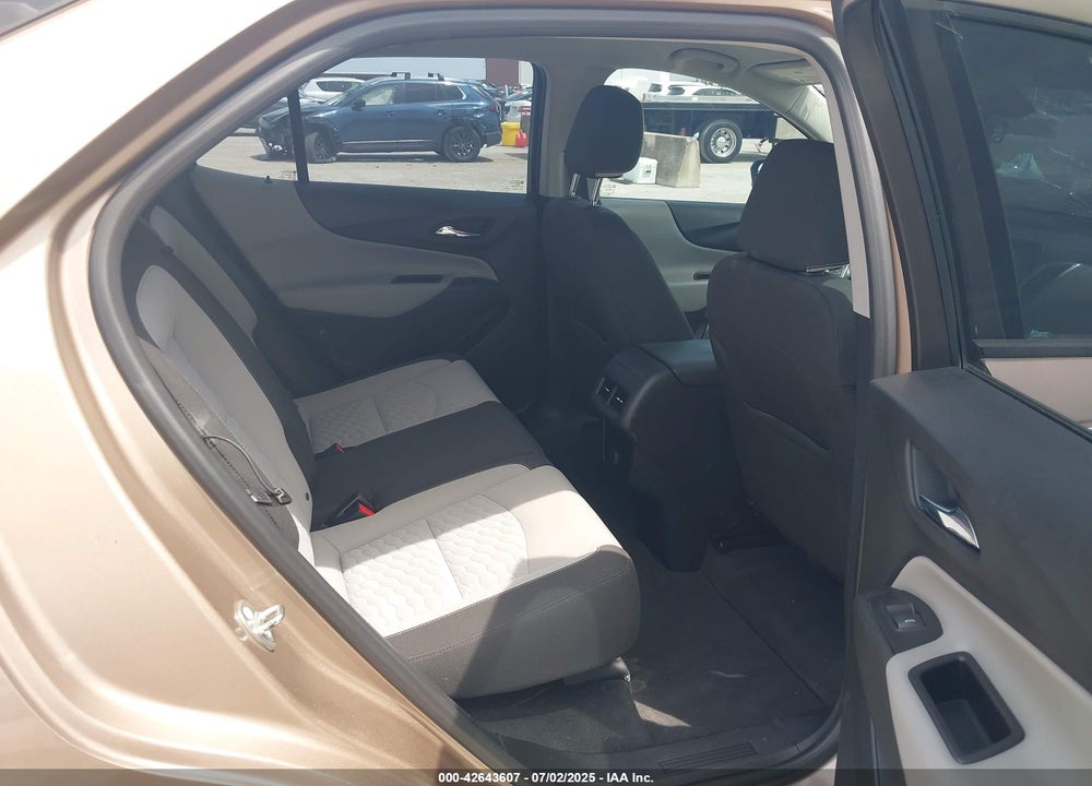 2018 CHEVROLET EQUINOX VIN: 2GNAXHEV4J6194258