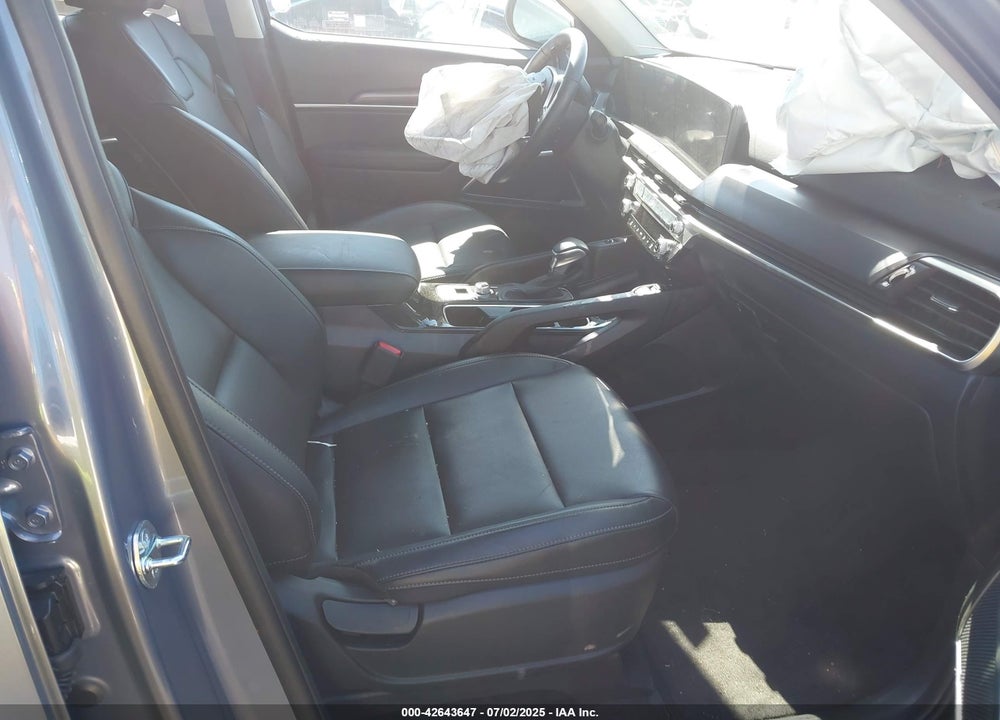 2025 KIA TELLURIDE S VIN: 5XYP64GC6SG622930
