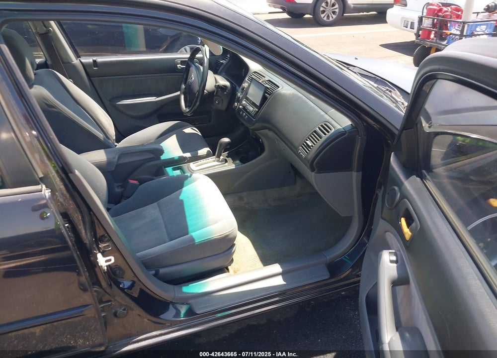 2005 HONDA CIVIC EX VIN: 2HGES26795H562581