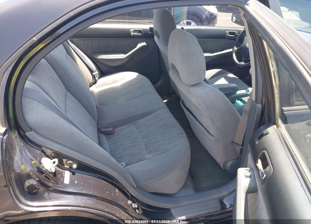 2005 HONDA CIVIC EX VIN: 2HGES26795H562581