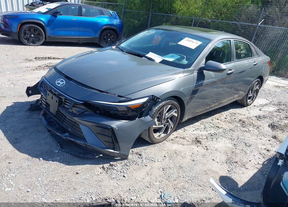 2025 HYUNDAI ELANTRA VIN: KMHLS4DG2SU889400