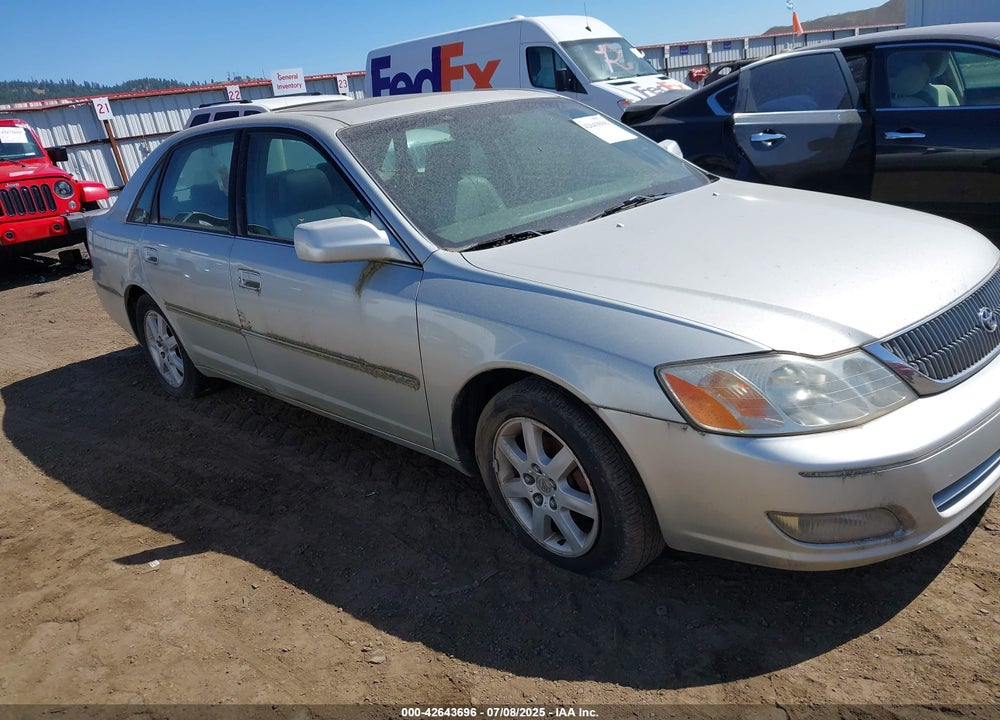 2000 TOYOTA AVALON XLS VIN: 4T1BF28B1YU077808
