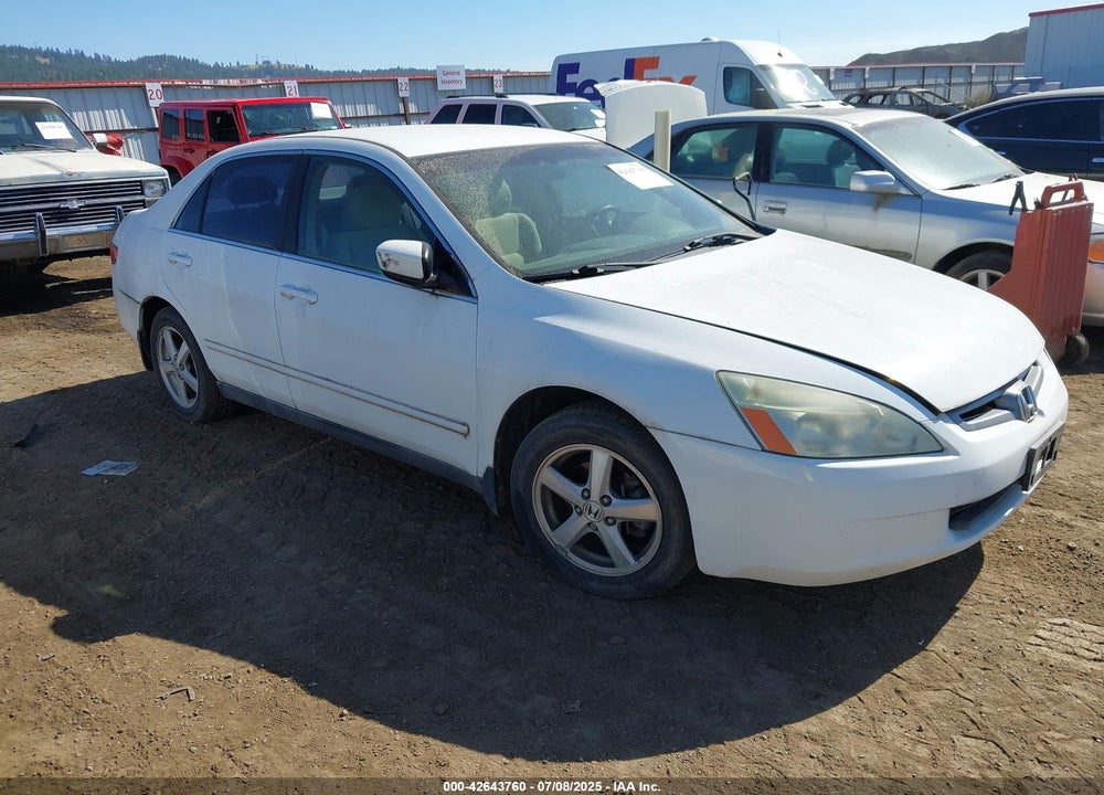 2005 HONDA ACCORD 2.4 LX VIN: 1HGCM56425A038681