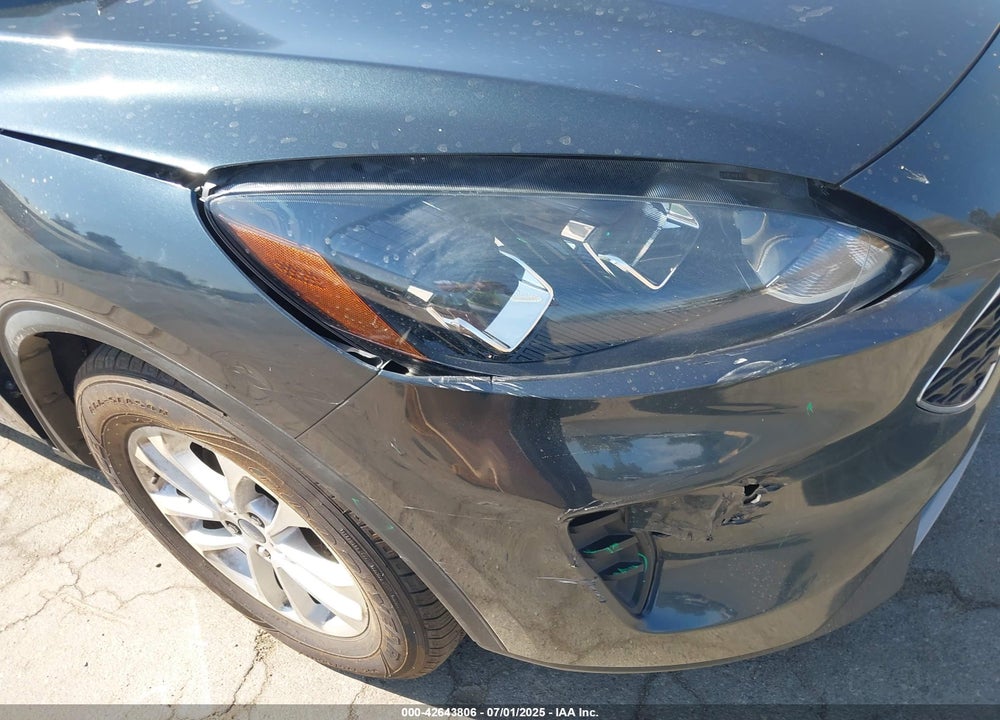 2022 FORD ESCAPE VIN: 1FMCU0G67NUB83923