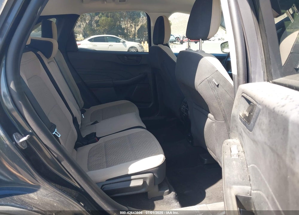 2022 FORD ESCAPE VIN: 1FMCU0G67NUB83923