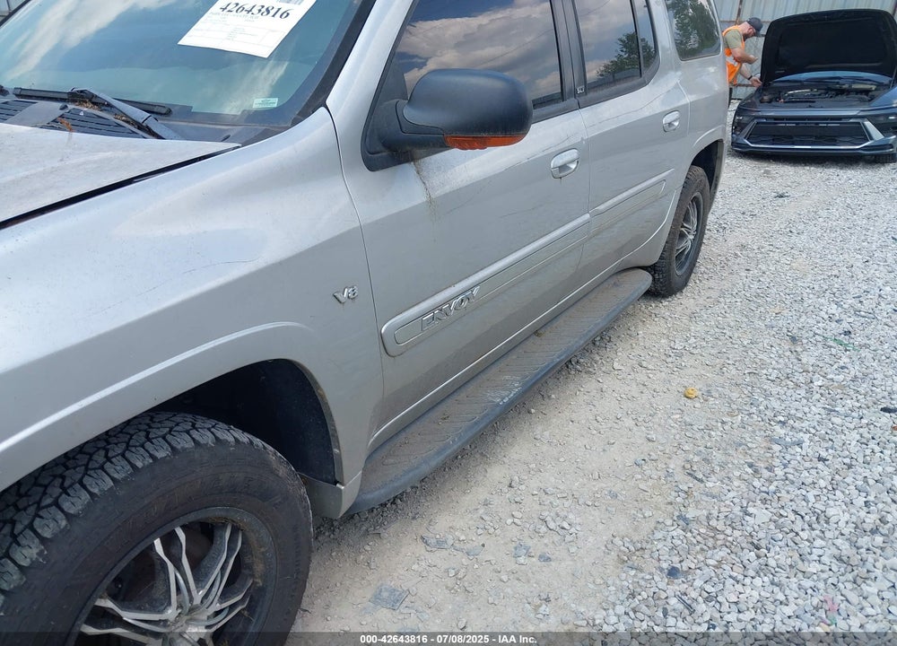 2005 GMC ENVOY XL SLT VIN: 1GKET16M756176825