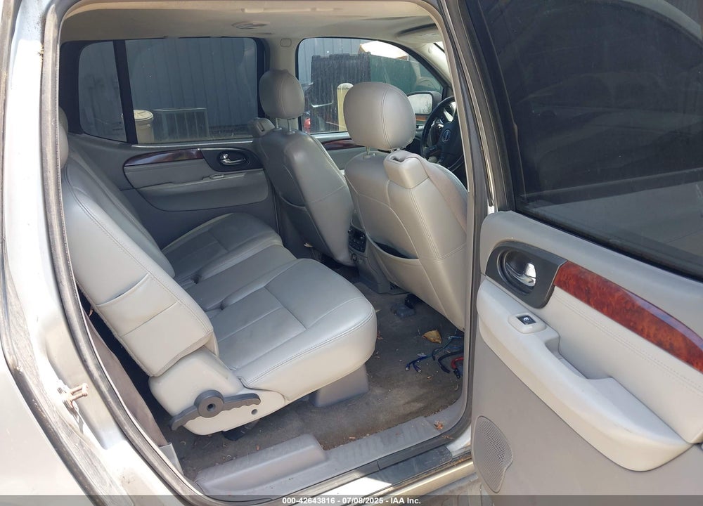 2005 GMC ENVOY XL SLT VIN: 1GKET16M756176825
