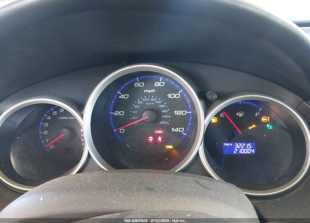 2008 HONDA FIT VIN: JHMGD38658S038271