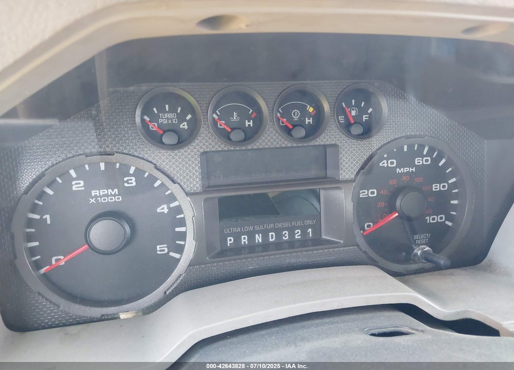 2009 FORD F-550 CHASSIS XL/XLT VIN: 1FDAF56R29EB16866