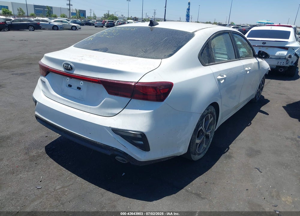 2021 KIA FORTE LXS VIN: 3KPF24AD8ME403914