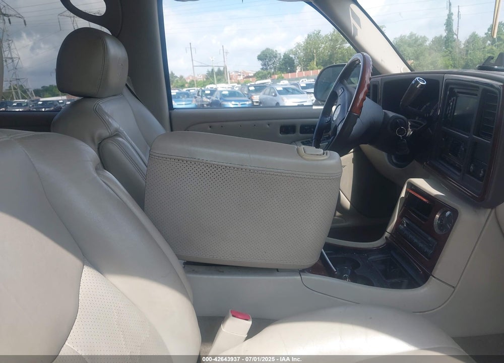 2006 CADILLAC ESCALADE VIN: 1GYEK63N16R105977