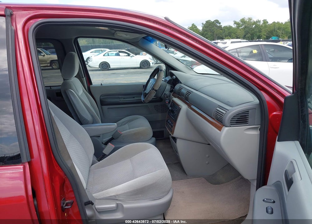 2005 FORD FREESTAR SEL VIN: 2FMZA52255BA56971