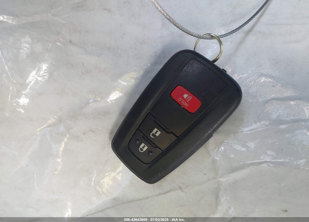 2022 TOYOTA C-HR VIN: NMTKHMBX6NR142536