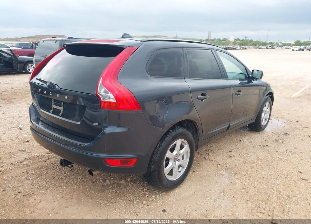 2010 VOLVO XC60 VIN: YV4982DL4A2124209