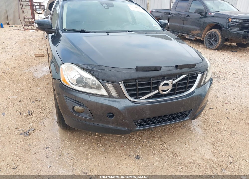 2010 VOLVO XC60 VIN: YV4982DL4A2124209