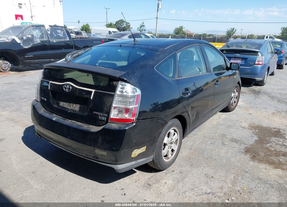 2007 TOYOTA PRIUS VIN: JTDKB20U777547558
