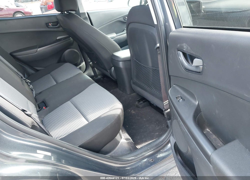 2019 HYUNDAI KONA VIN: KM8K6CAA4KU323197
