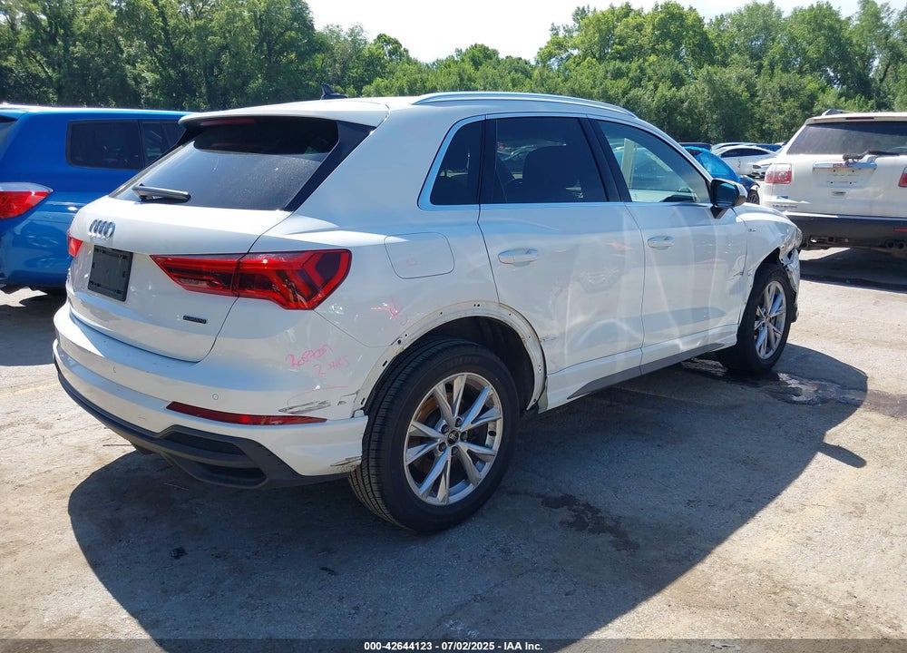 2023 AUDI Q3 VIN: WA1DECF34P1096834