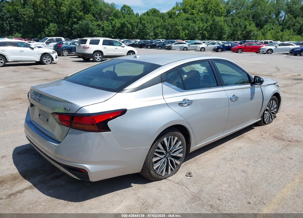 2024 NISSAN ALTIMA SV FWD VIN: 1N4BL4DV8RN348115