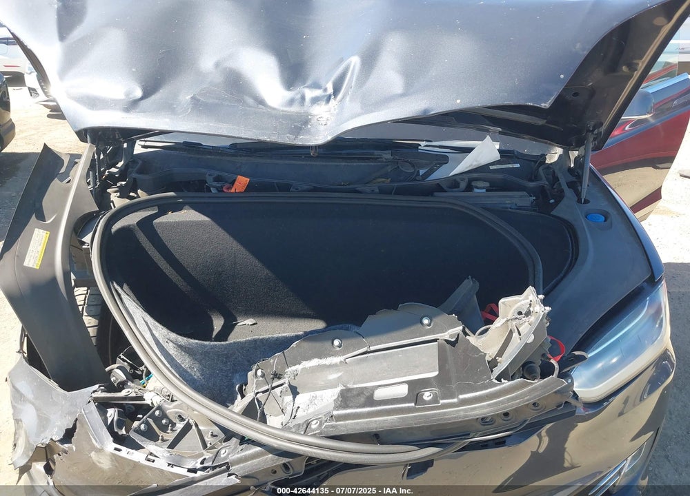 2016 TESLA MODEL X VIN: 5YJXCAE2XGF021133