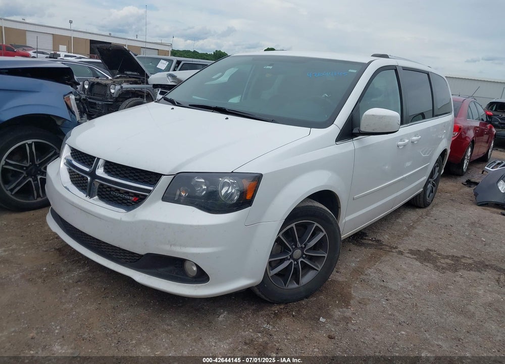 2017 DODGE GRAND CARAVAN VIN: 2C4RDGCG1HR706800