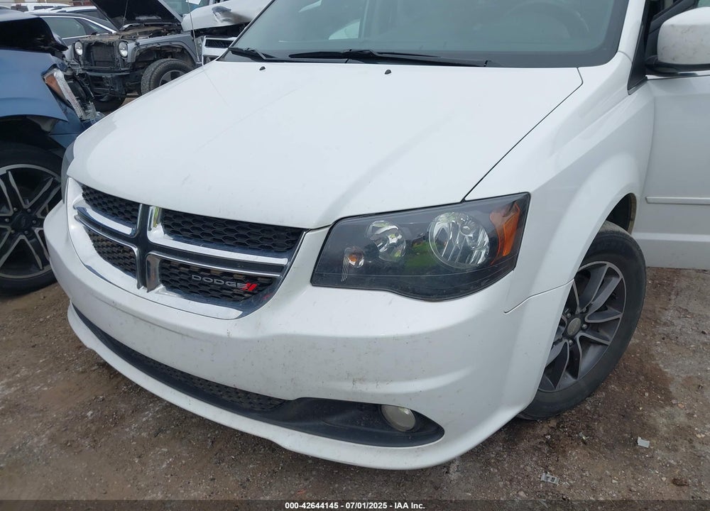 2017 DODGE GRAND CARAVAN VIN: 2C4RDGCG1HR706800