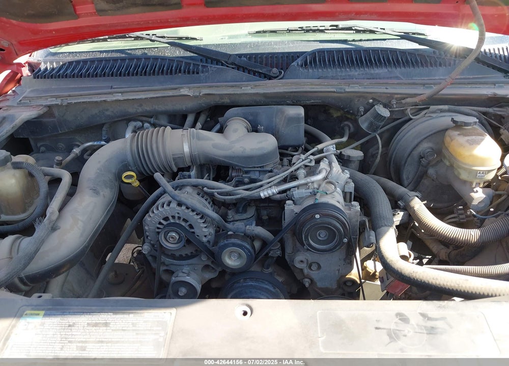 2005 GMC SIERRA 1500 WORK TRUCK VIN: 1GTEC14XX5Z187194