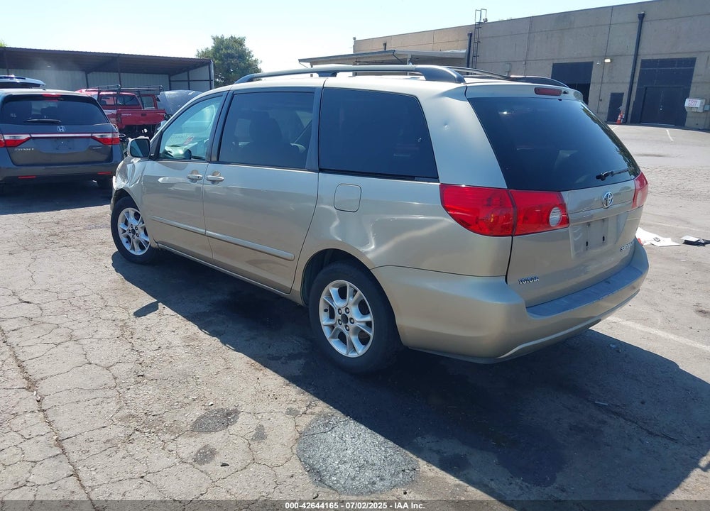 2006 TOYOTA SIENNA XLE VIN: 5TDZA22C06S523693