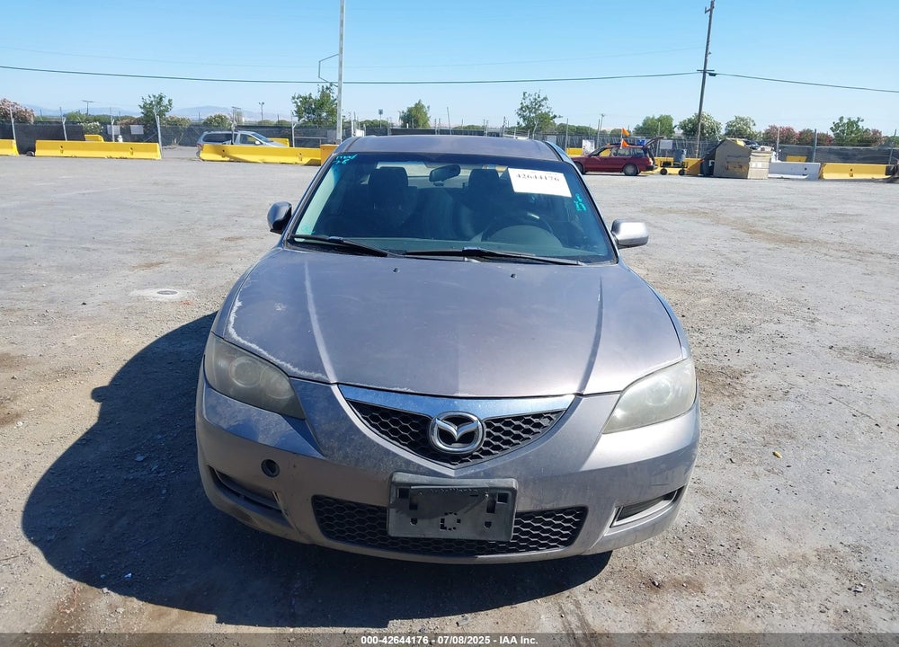 2008 MAZDA 3 VIN: JM1BK32GX81816136