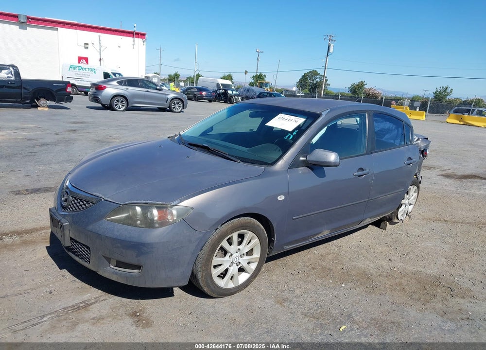2008 MAZDA 3 VIN: JM1BK32GX81816136