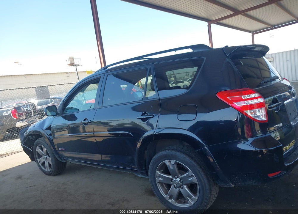 2009 TOYOTA RAV4 VIN: JTMBK32V795081561
