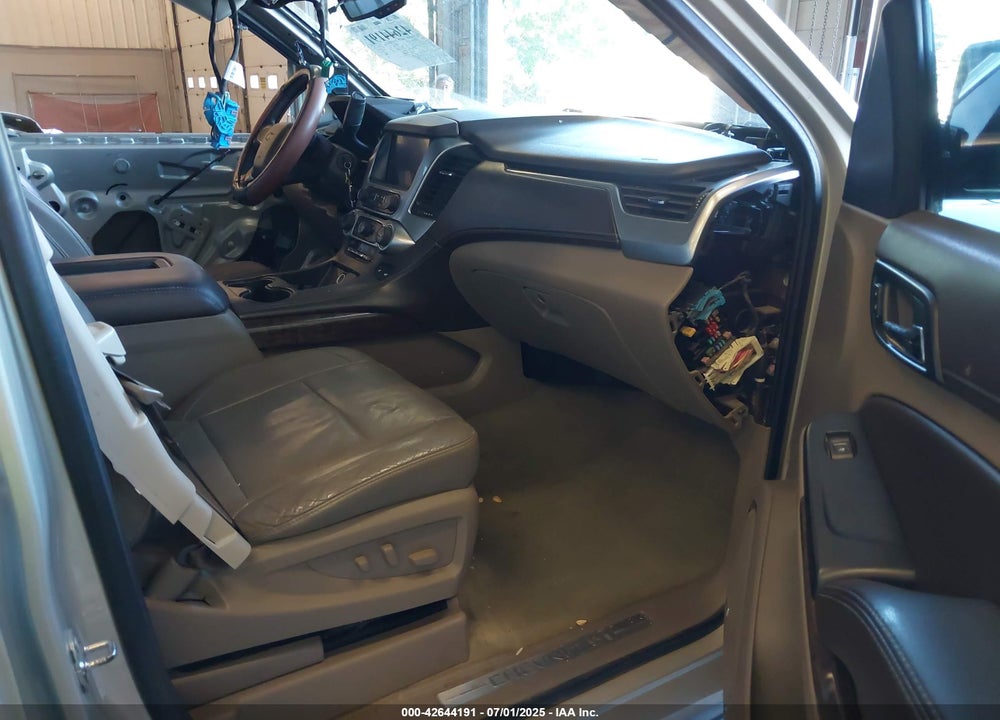 2017 CHEVROLET TAHOE LT VIN: 1GNSCBKC5HR128980