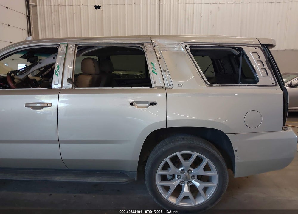 2017 CHEVROLET TAHOE LT VIN: 1GNSCBKC5HR128980