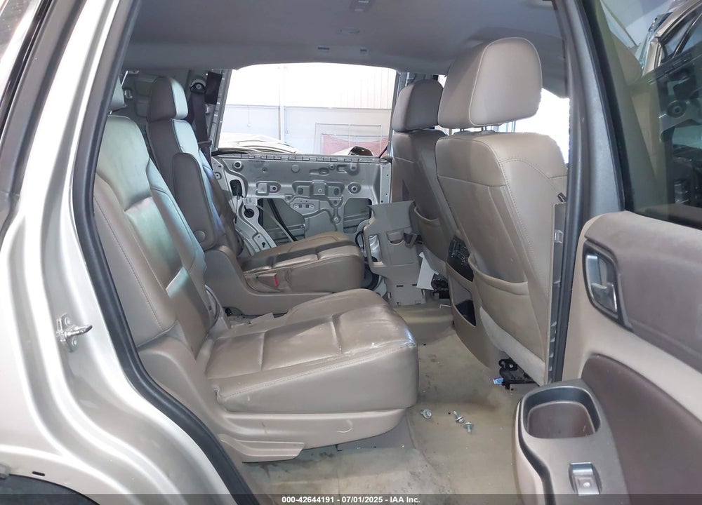 2017 CHEVROLET TAHOE LT VIN: 1GNSCBKC5HR128980
