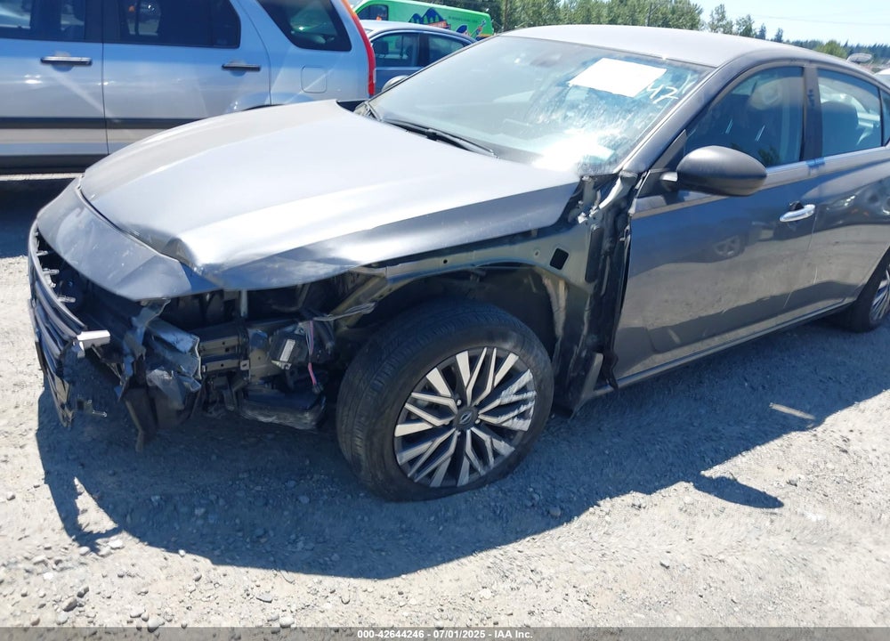 2024 NISSAN ALTIMA VIN: 1N4BL4DV4RN414238