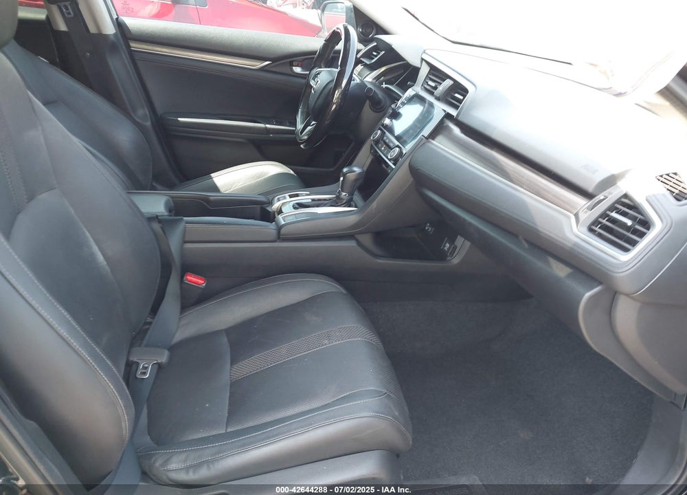2020 HONDA CIVIC VIN: 19XFC1F71LE215555