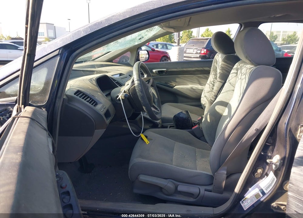 2011 HONDA CIVIC LX VIN: 2HGFA1F58BH541880