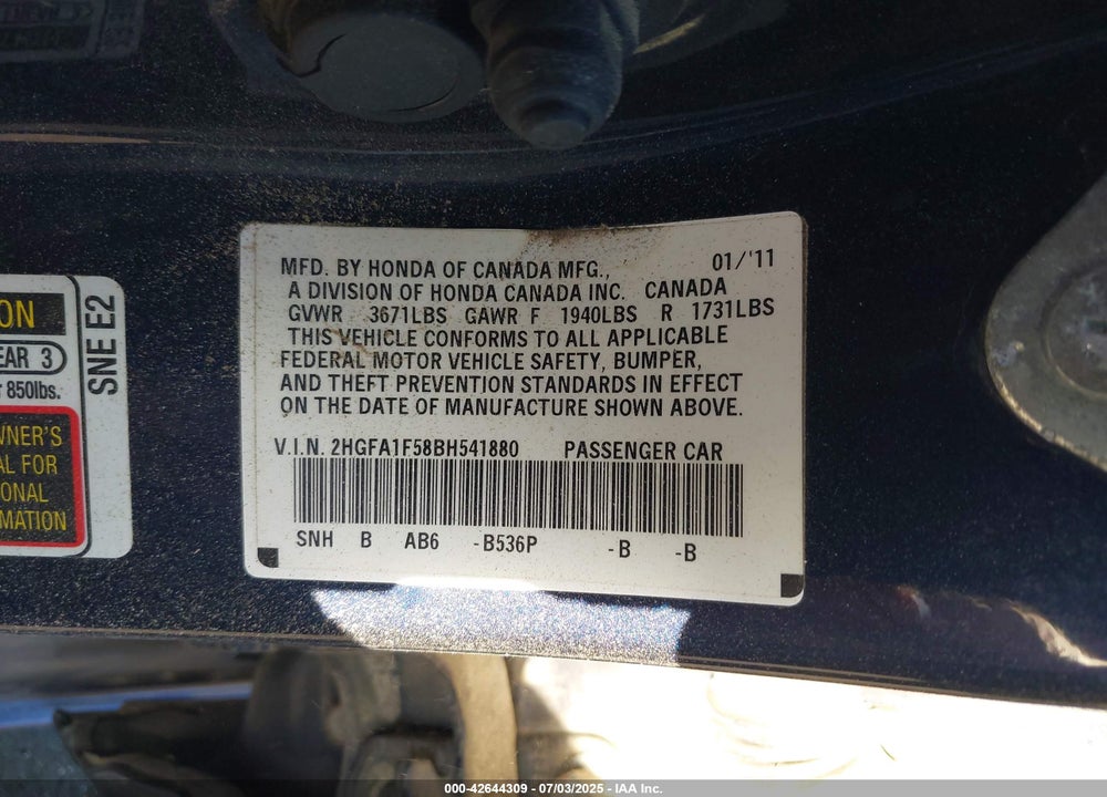 2011 HONDA CIVIC LX VIN: 2HGFA1F58BH541880
