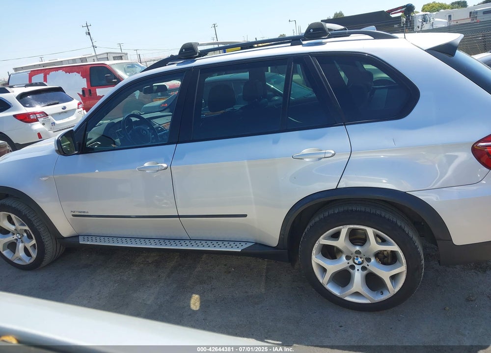 2012 BMW X5 VIN: 5UXZW0C58CL671141