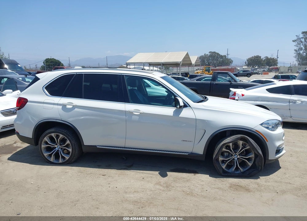 2015 BMW X5 VIN: 5UXKR0C58F0K59896